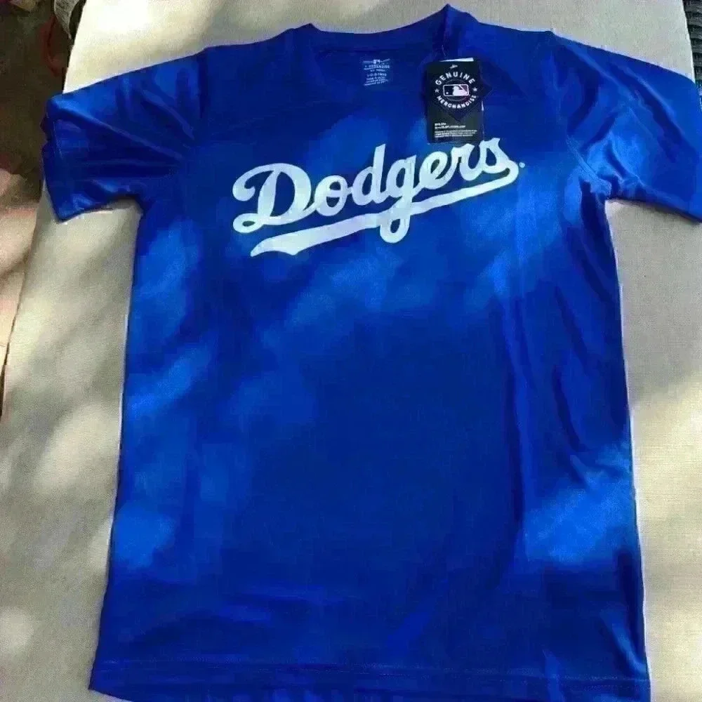 Clayton Kershaw Los Angeles Dodgers Blue Name and Number Jersey T-ShirtBRAND NEW